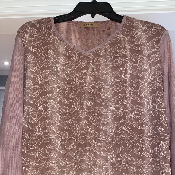 Vice Versa top - Picture 3 of 5